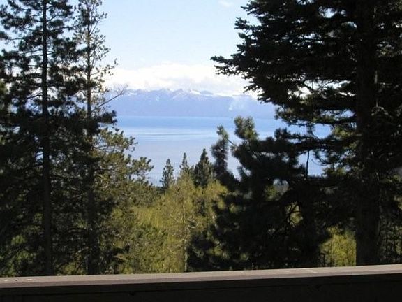 Beautiful Lake Views!