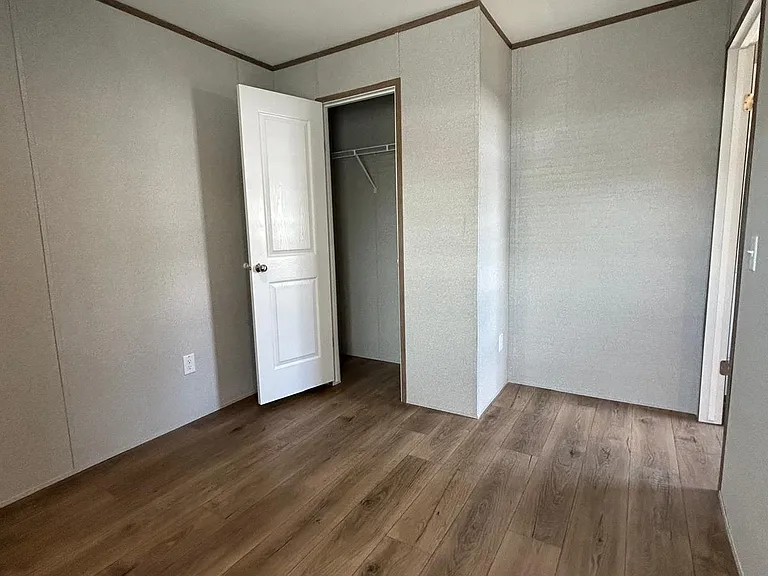 15865 Martha Cir #56 — Photo 2