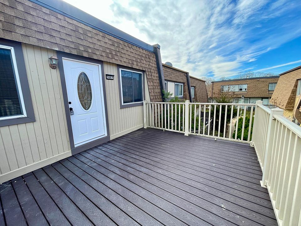 1st image of 3861 E Manzanita Pl