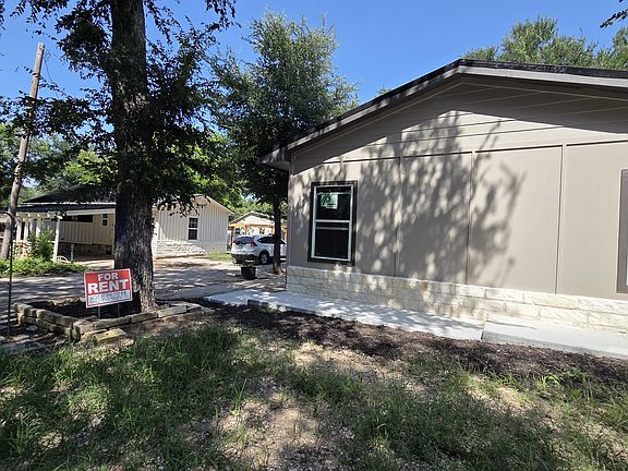 5th image of 302 Kegley St