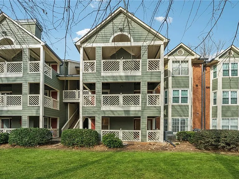 434 McGill Pl NE — Photo 35