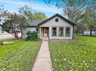 601 Bellevue Dr, Cleburne, TX 76033