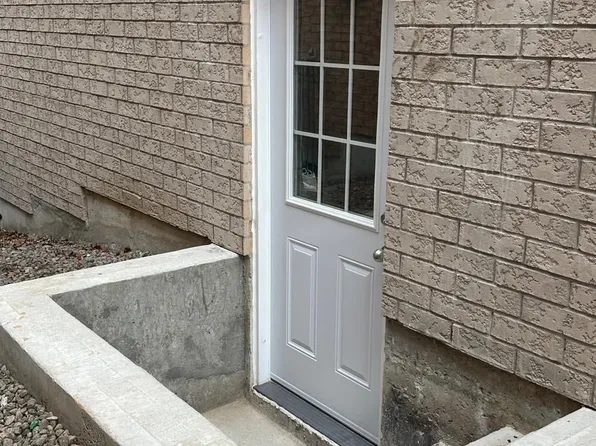 44 Palomino Dr, Richmond Hill, ON L4C 0P8
