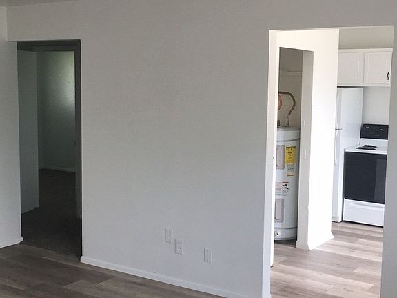 5th image of 1903 Westview Cir APT 18
