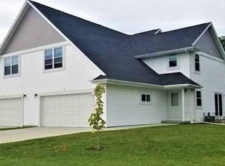 96 Gibson Ct, Oshkosh, WI 54902