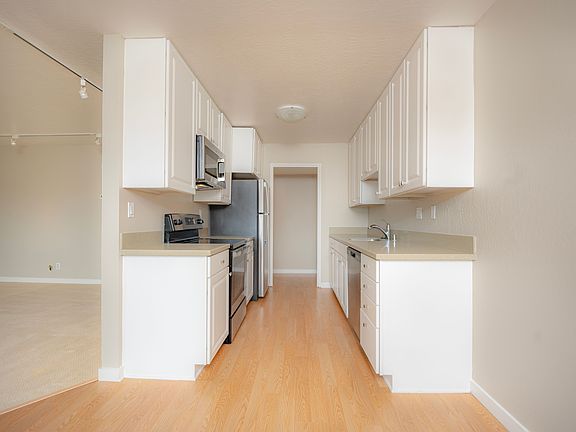 2nd image of 47-49 Lyford Dr #4