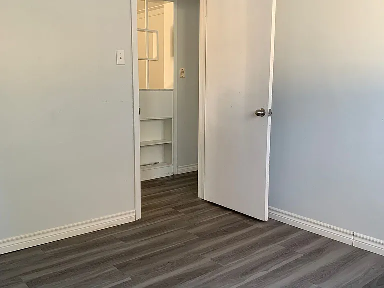 50 Gordon Ave #10 — Photo 7