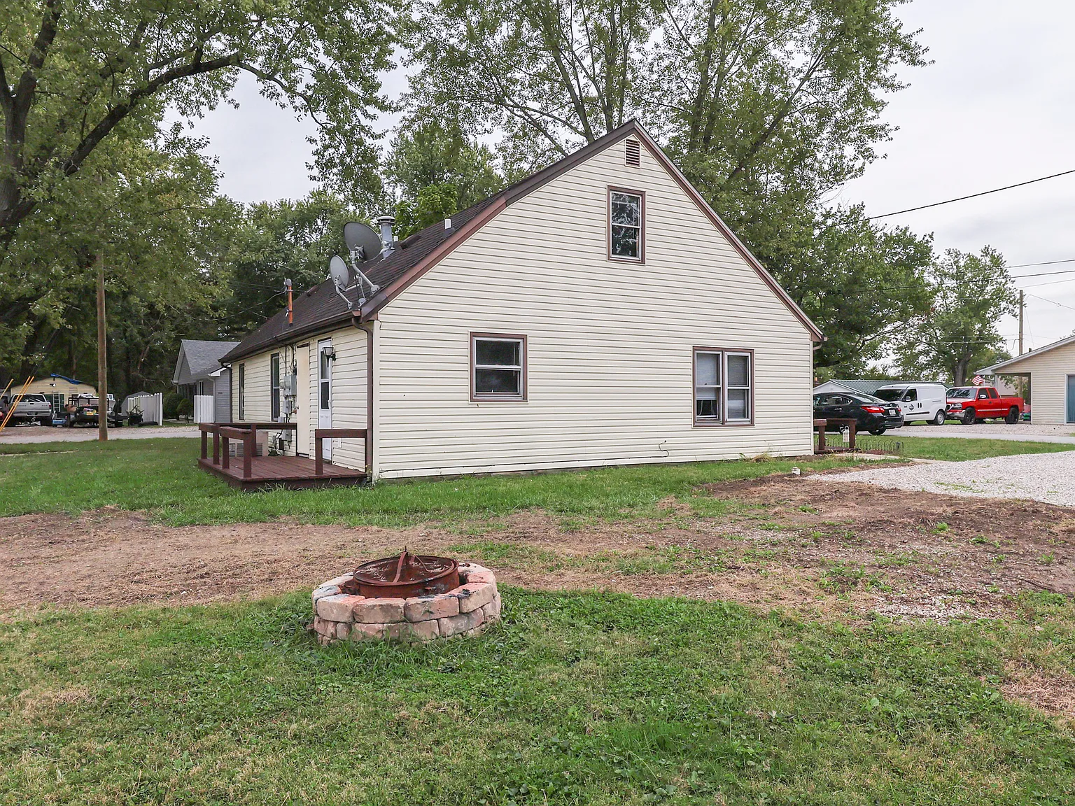 2 bed, 1.5 bath, 1600 sqft, $1,750 — Photo 4