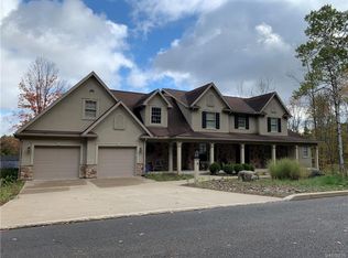 8 Greer Hill Dr, Ellicottville, NY 14731