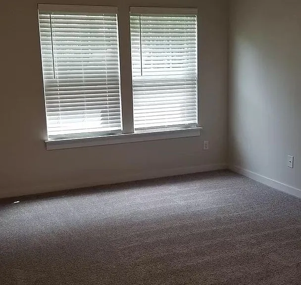 1024 Sharon Towns Dr — Photo 11