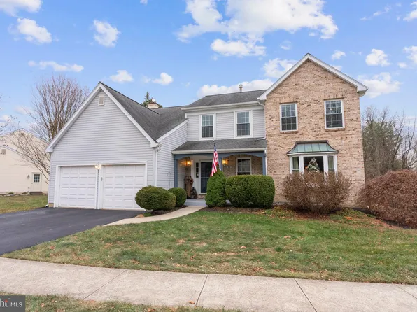 29 Leatherwood Dr, Collegeville, PA 19426
