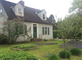 34 Sycamore St, Brattleboro, VT 05301