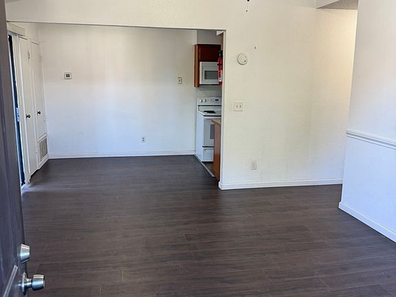 2nd image of 1190 S Winery Ave #2800