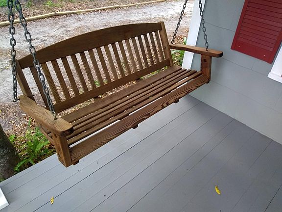 Front porch swing