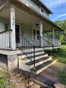 1051 Brown St, Akron, OH, 44301