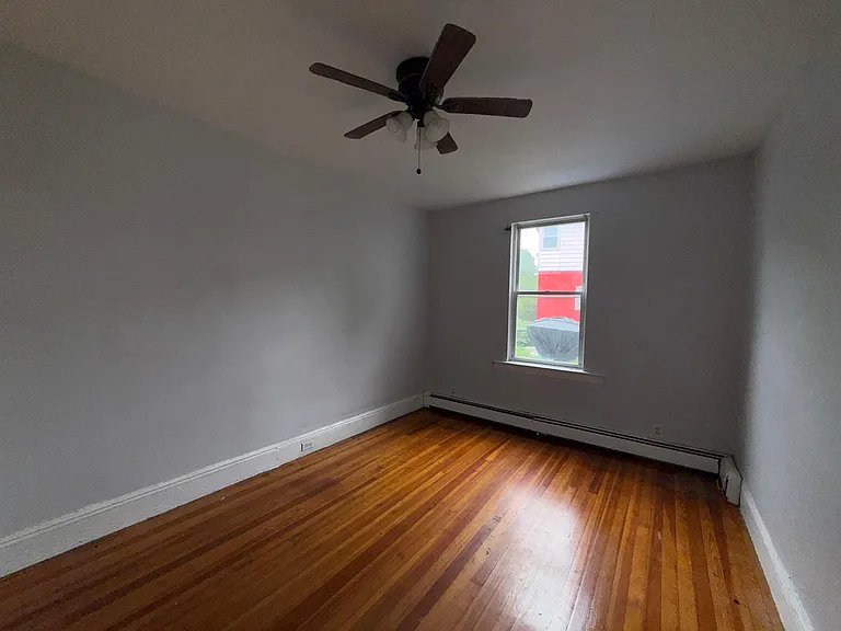 150 McAdoo Ave #1A — Photo 7