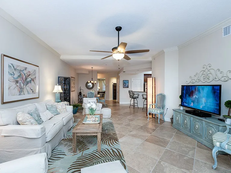 8581 Amberjack Cir #303 — Photo 22