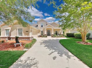 8011 Mount Ranier Dr, Jacksonville, FL 32256