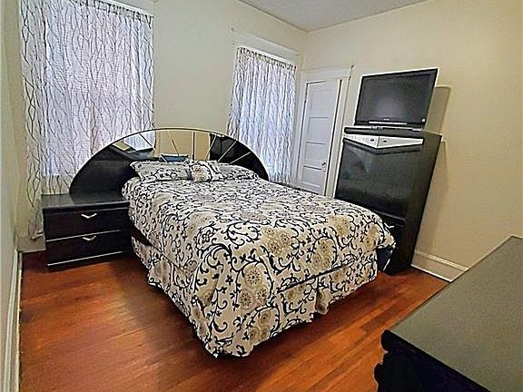 4th image of 649 Capitol Ave #1