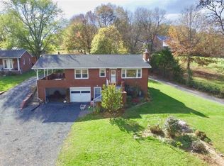 2282 Saint Luke Rd, Woodstock, VA 22664