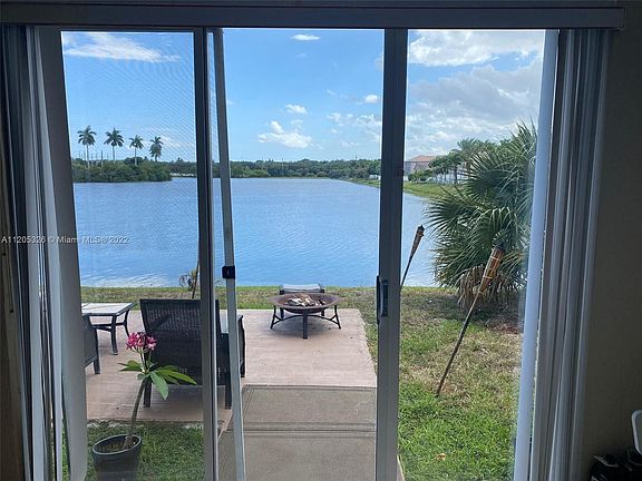 2nd image of 3750 SW 51st St