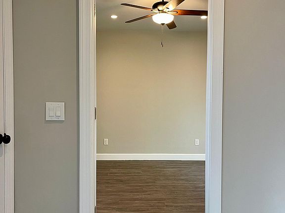 4th image of 1279 Hill Pine Ln