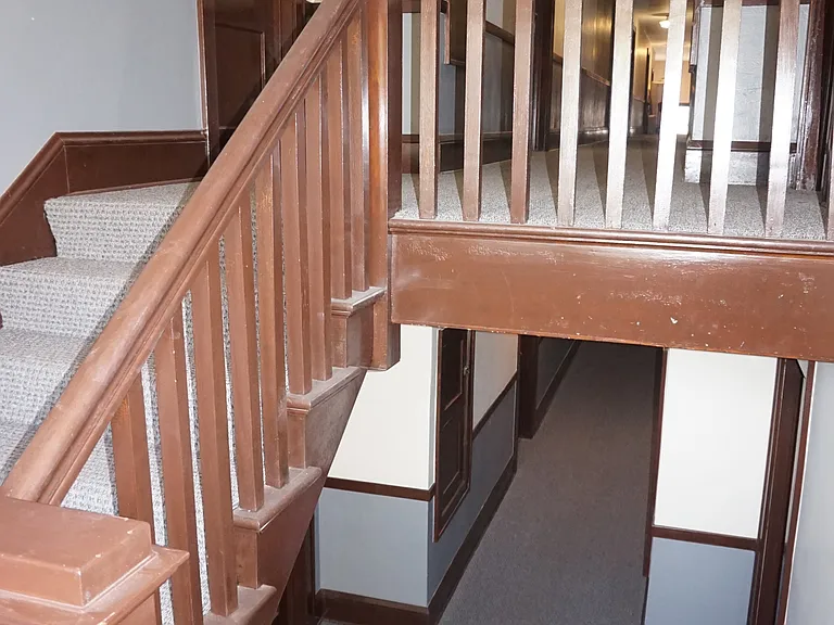 Ashland & Laurel Apartments — Photo 14