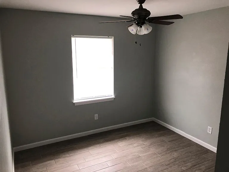 7628 Macon Dr — Photo 22