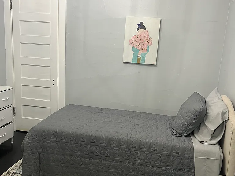 635 E Burleigh St #635 — Photo 3