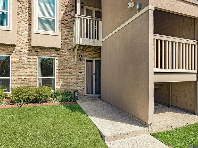 8155 Jefferson Hwy #804 — Photo 12