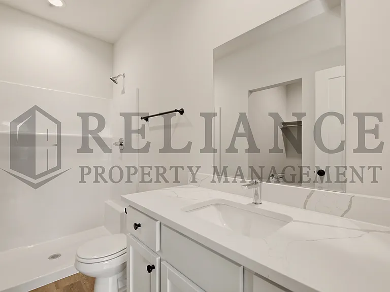 204 N Gowen St — Photo 36