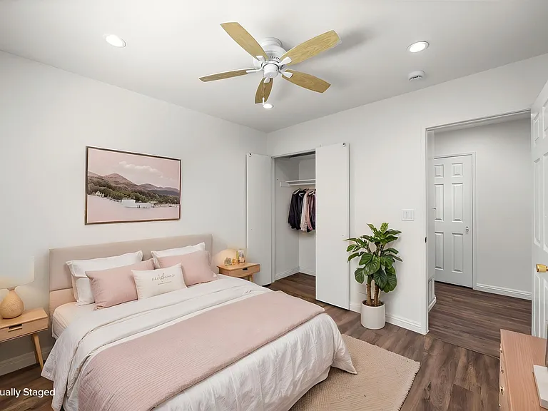 5892 Oak Meadow Dr — Photo 39