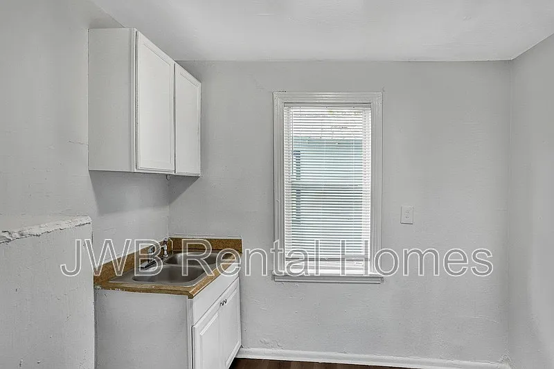 Northside — Photo 2