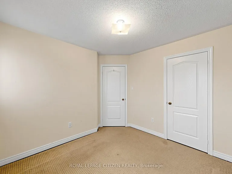 23 Planter Cres #UPPER — Photo 13