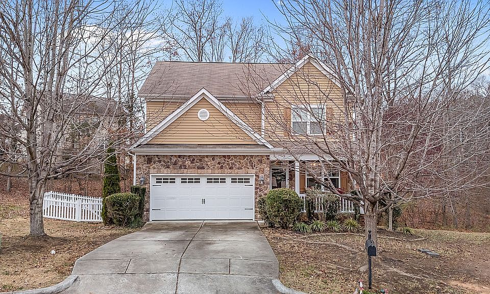 1st image of 59 Greenfield Ln