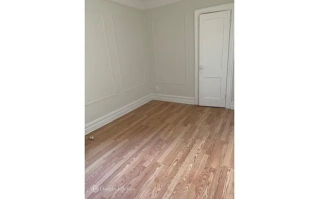 Rented by Douglas Elliman | media 14