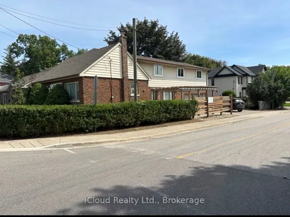 320 Pine St, Milton, ON L9T 1K7