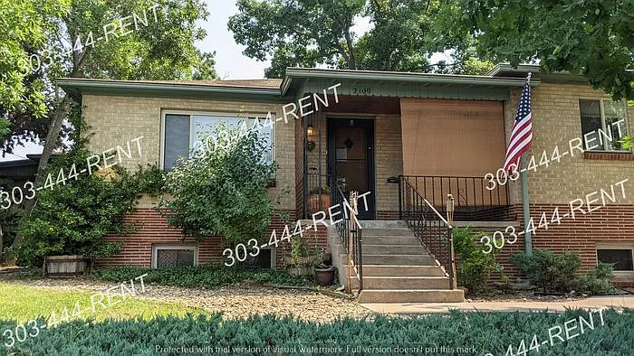 2 bed, 1.0 bath, 868 sqft, $1,595 — Photo 1