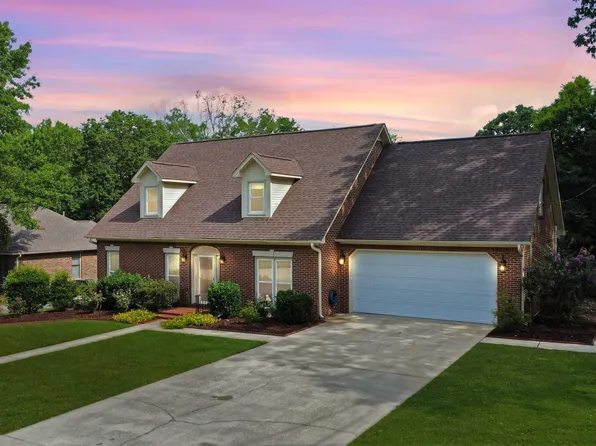 1204 Loggers Way SW, Decatur, AL 35603