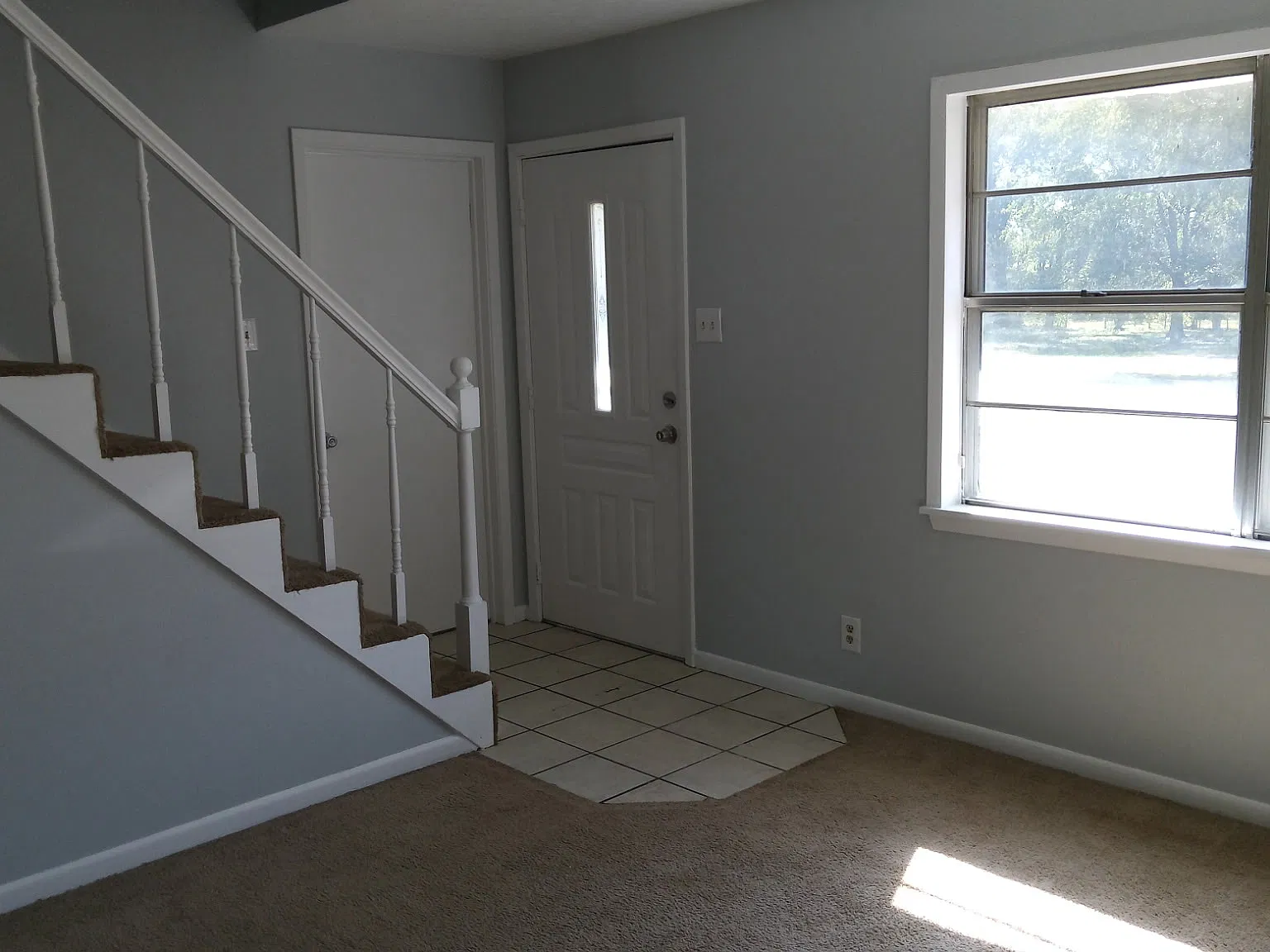4 bed, 1092 sqft, $1,200 — Photo 2