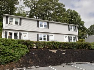 270 Sunderland Rd APT 96, Worcester, MA 01604