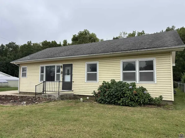 601 W Madison St, Madison, KS 66860