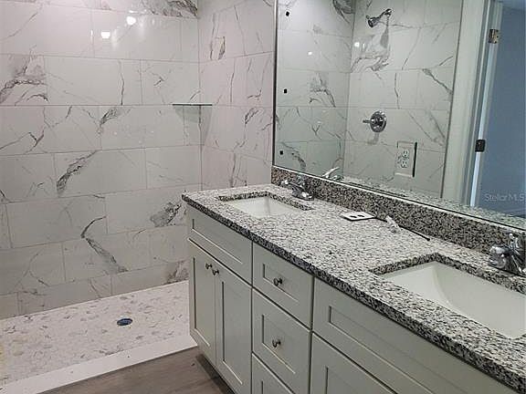 3rd image of 9529 Bahia Rd