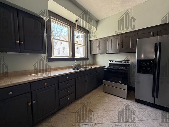 4th image of 726 E Main St Unit A