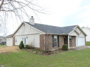 2317 Cedarwood Dr, Maysville, KY 41056
