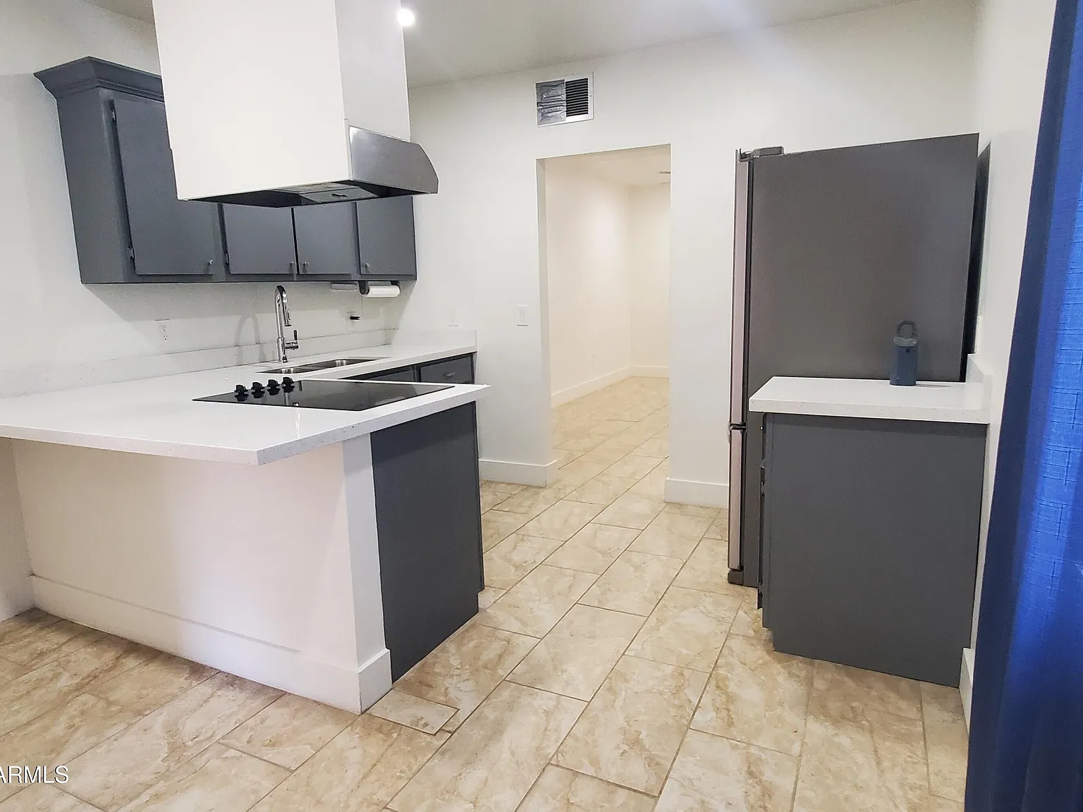 2 bed, 762 sqft, $1,750 — Photo 2