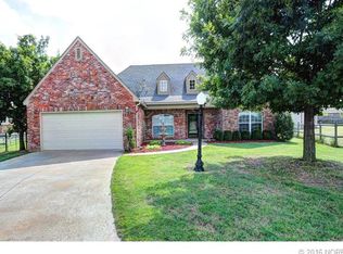 10694 E 142nd Ct N, Collinsville, OK 74021