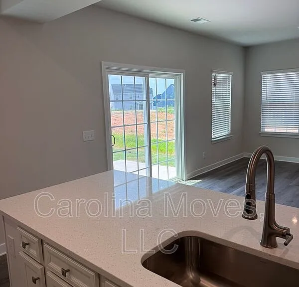 7071 Glass Ct — Photo 5