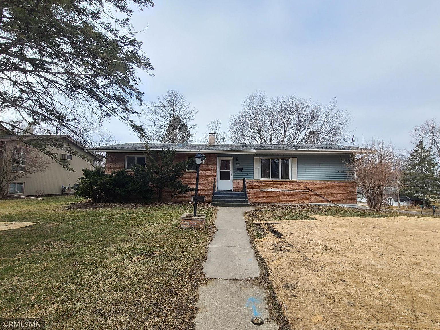 808 Prairie Ave, Faribault, MN 55021 Zillow