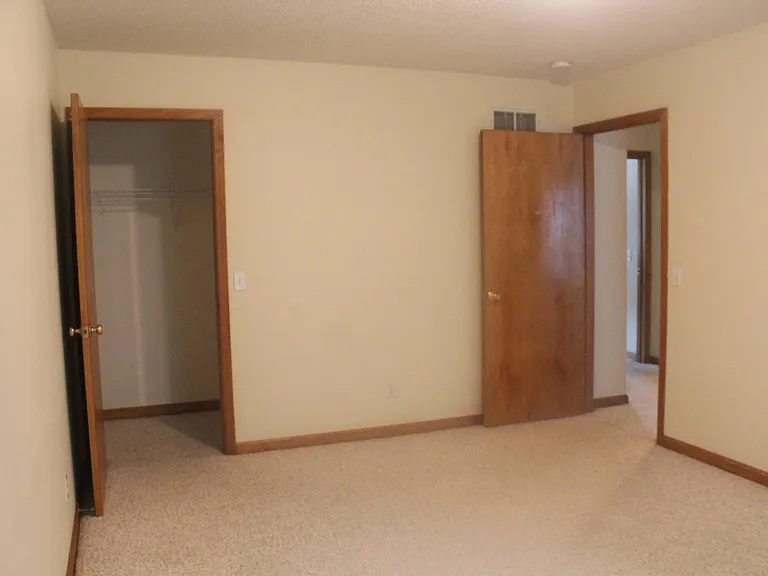 6218 Loretta Ln — Photo 6